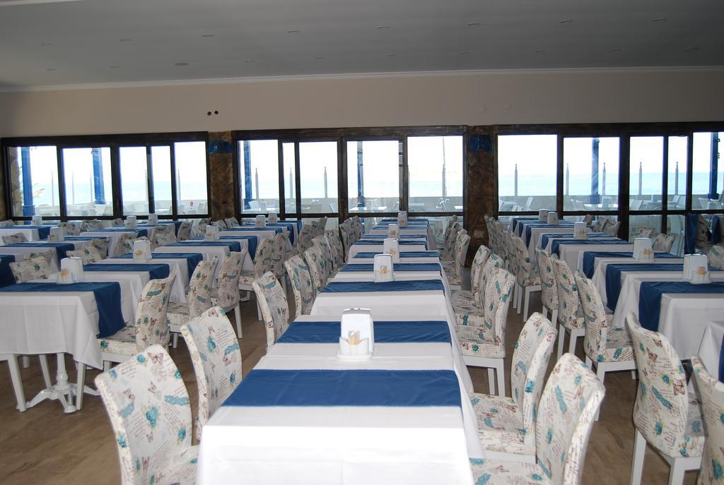 Club Blue White All Inclusive Turgutreis Exterior photo