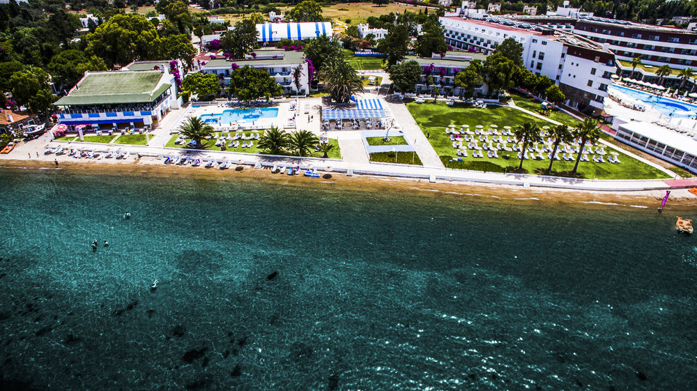 Club Blue White All Inclusive Turgutreis Exterior photo